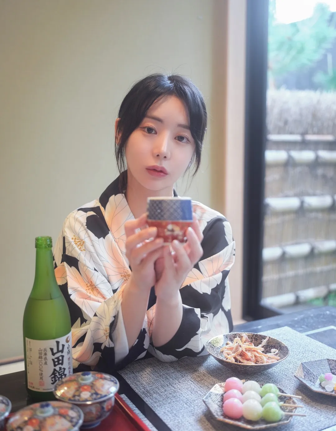 Wuyo(우요)作品目录｜作品编号、合集列表与最新更新 Wuyo(우요)和服风格服装室内人像照片