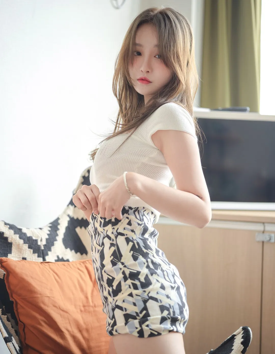 Leesnoww이설作品目录与编号更新 Leesnoww이설室内白色服装写真造型