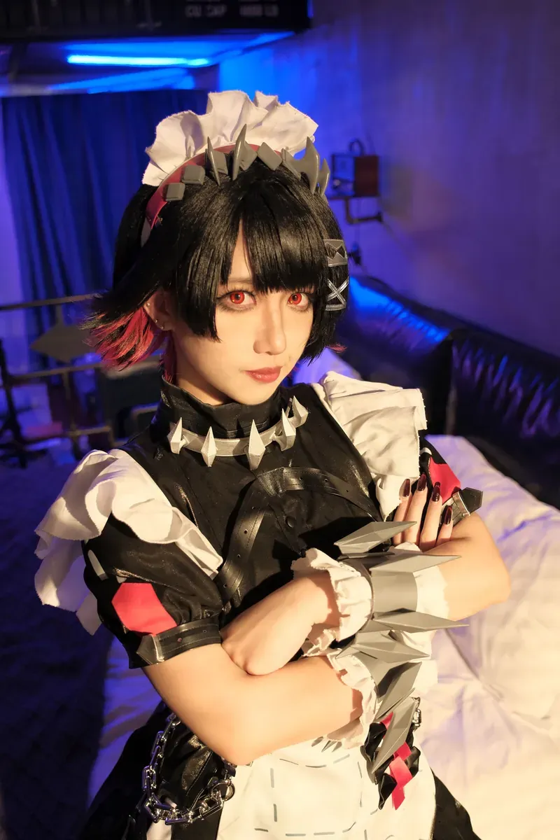 Umekoj作品目录|作品编号、合集列表与最新更新 Umekoj黑白女仆风格cosplay造型照片